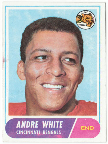 1968 Topps Football #148 Andre White Rookie Card