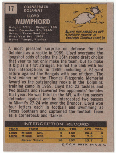 1971 Topps Football #17 Lloyd Mumphord Rookie Card