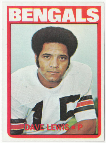 1972 Topps Football #237 Dave Lewis Rookie Card