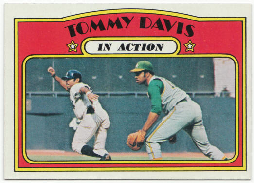 1972 Topps Baseball #42 Tommy Davis In Action
