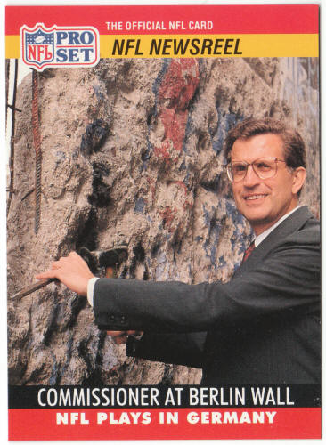 1990 Pro Set Football #785A Paul Tagliabue ERR