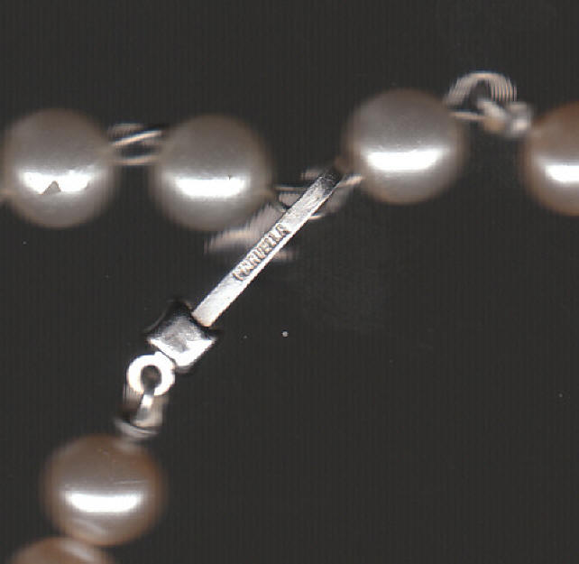 Marvella Faux Pearl Necklace Clasp Hallmark