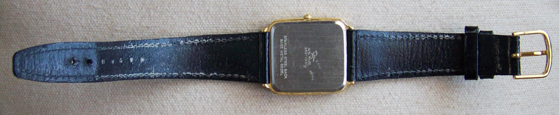 Oscar de la Renta Quartz Wristwatch back