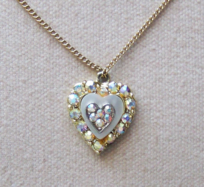 Rhinestone Heart Pendant close up